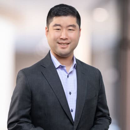 RIchard Lee headshot.